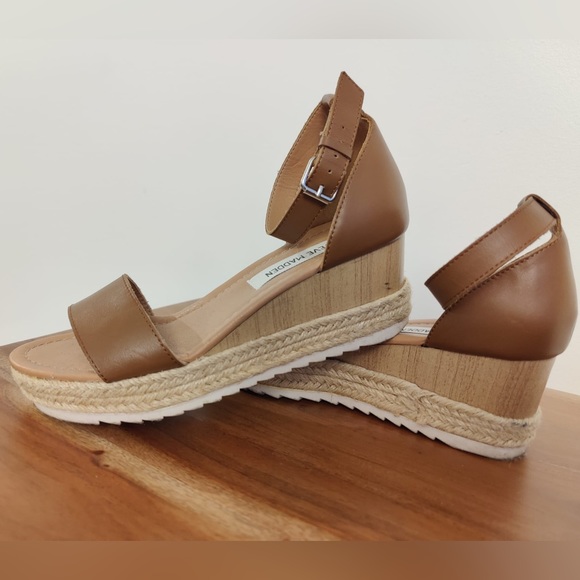 Steve Madden sandals - Picture 3 of 3